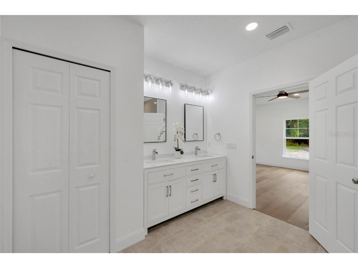 12500 Green Oak Lane Dade City FL 33525 TB8434698 image42