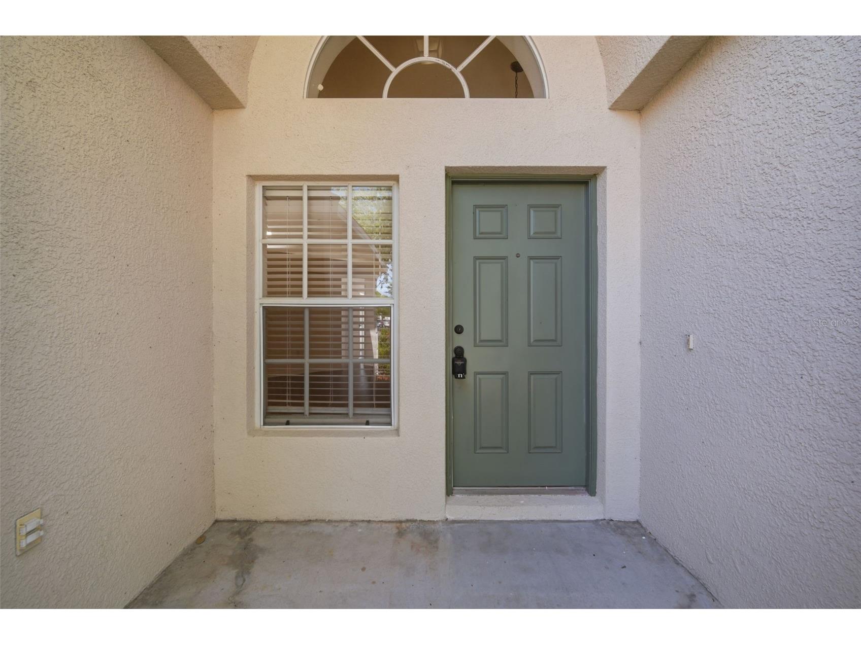 12501 Lake Vista Drive Gibsonton FL 33534 TB8498913 image4