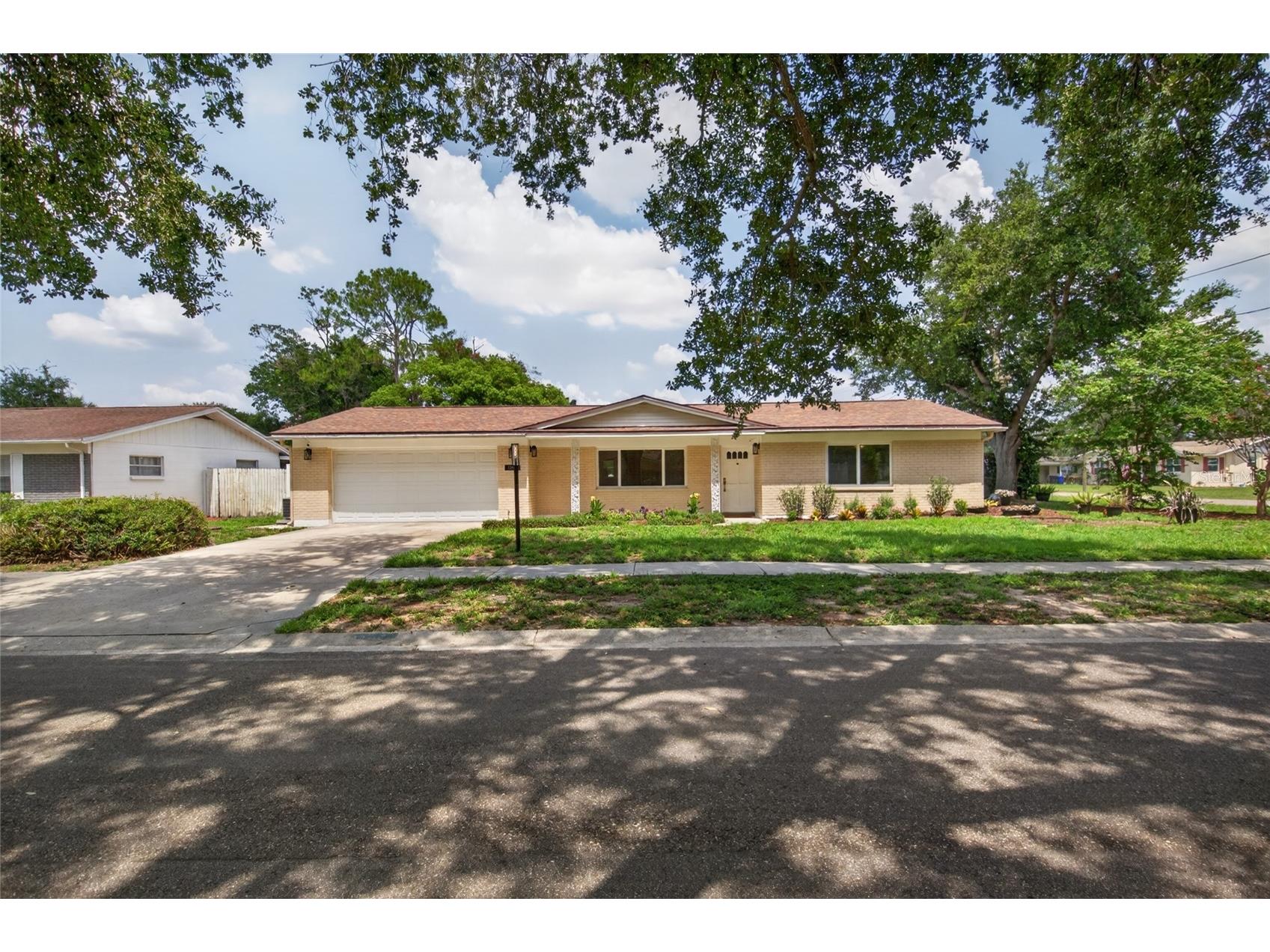 12501 Saint Charlotte Drive Tampa FL 33618 TB8527934 image1