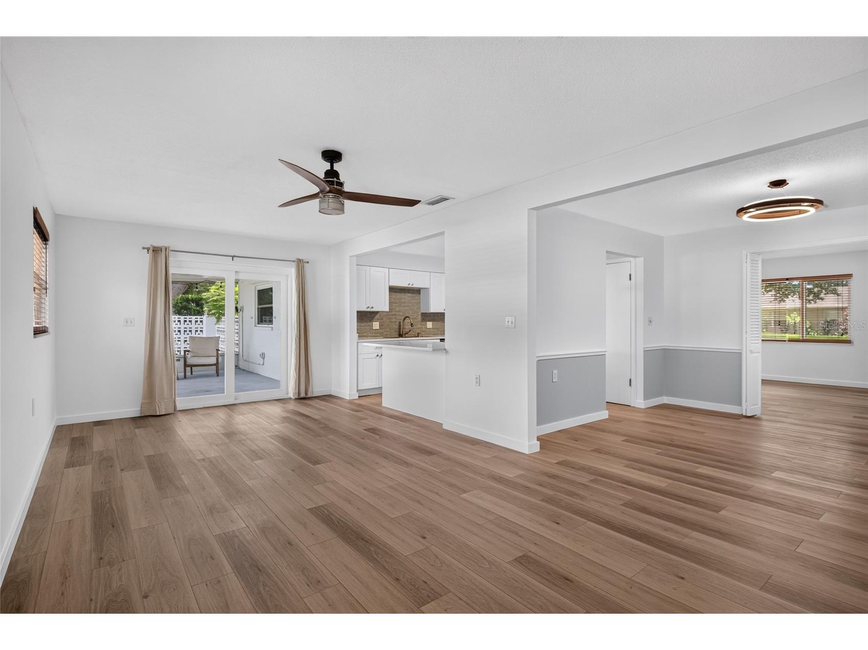 12501 Saint Charlotte Drive Tampa FL 33618 TB8527934 image16