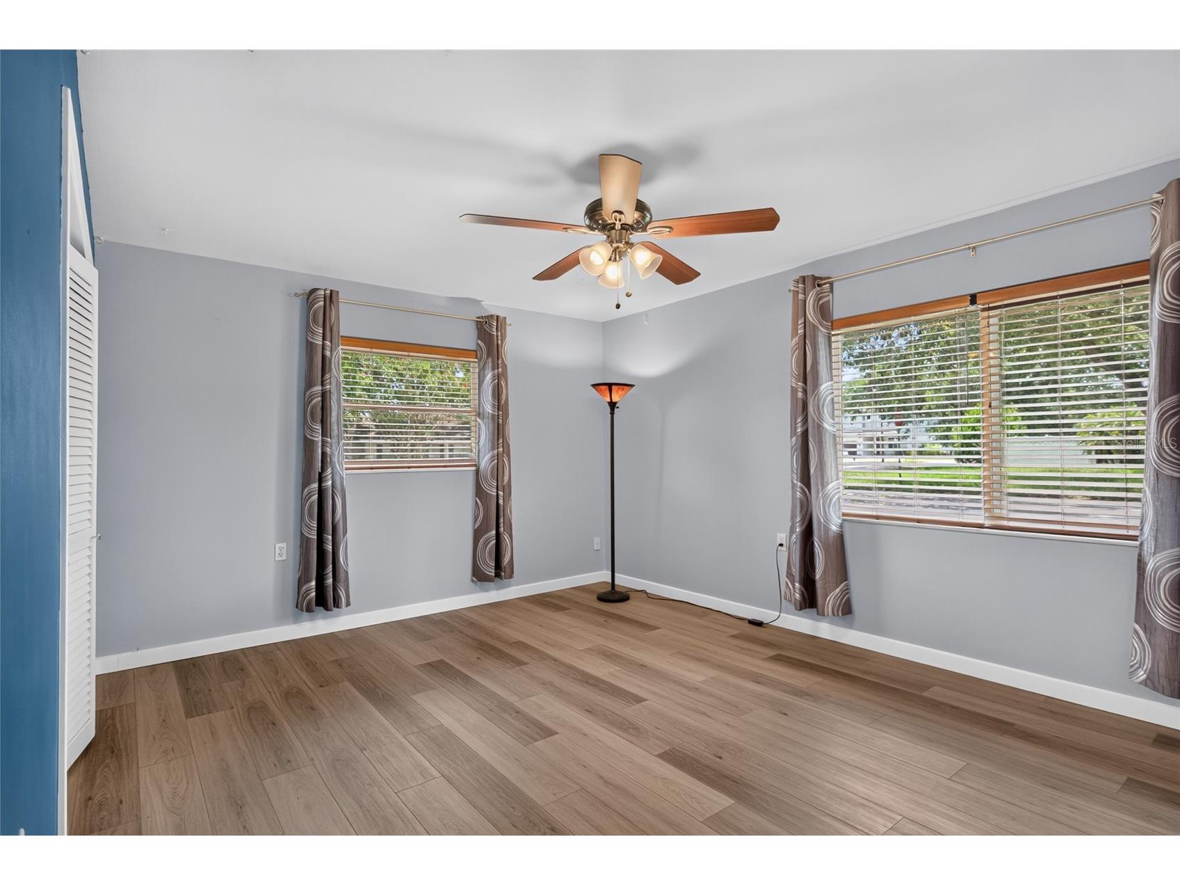 12501 Saint Charlotte Drive Tampa FL 33618 TB8527934 image27