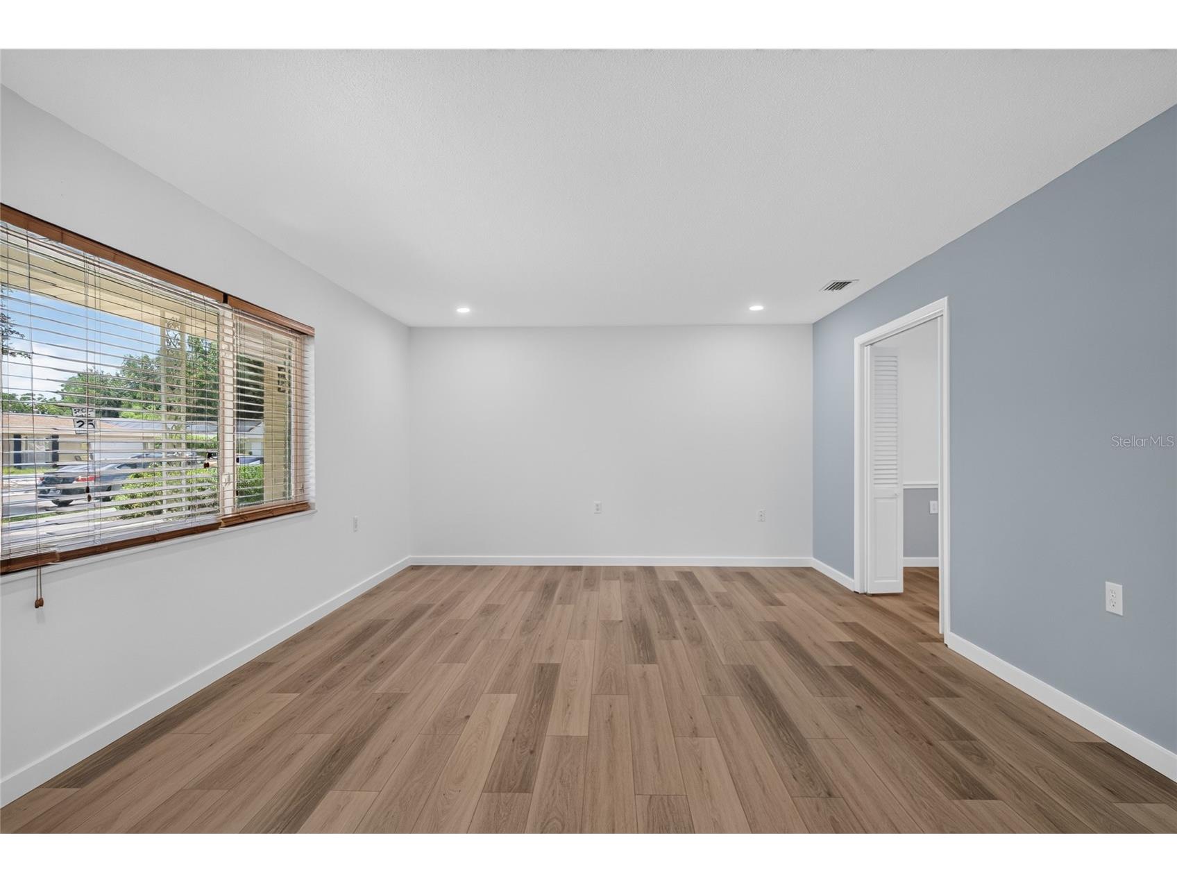 12501 Saint Charlotte Drive Tampa FL 33618 TB8527934 image39