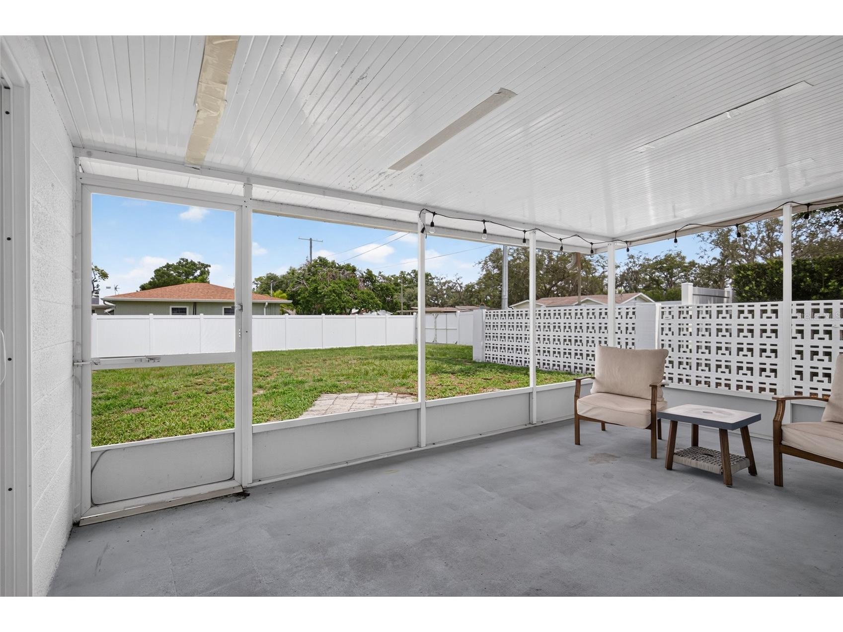12501 Saint Charlotte Drive Tampa FL 33618 TB8527934 image47