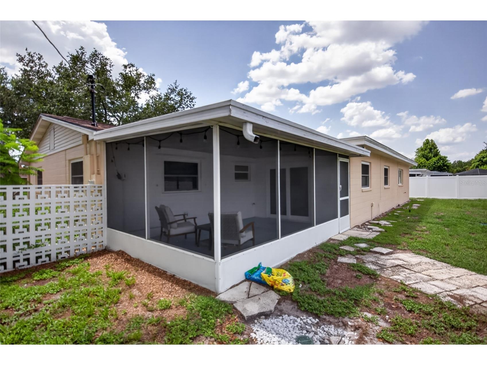 12501 Saint Charlotte Drive Tampa FL 33618 TB8527934 image53