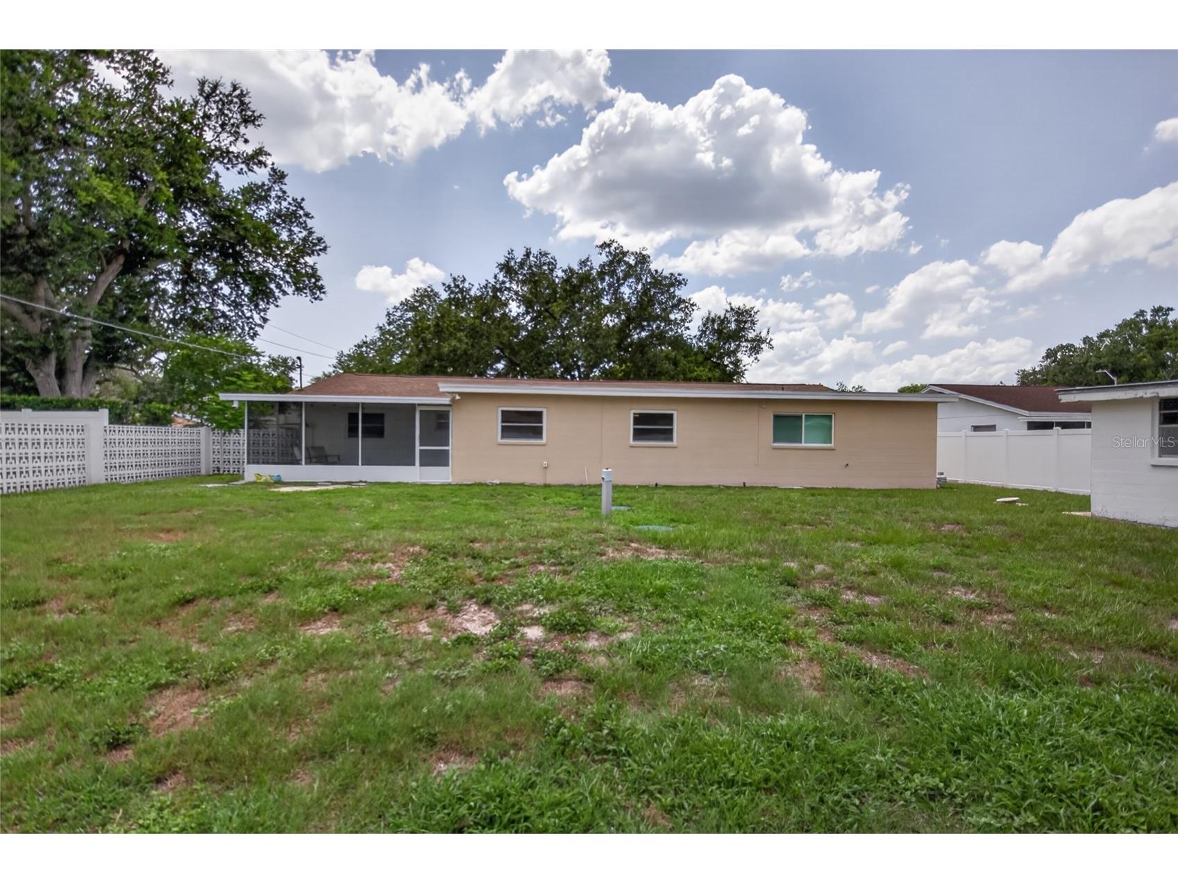 12501 Saint Charlotte Drive Tampa FL 33618 TB8527934 image56