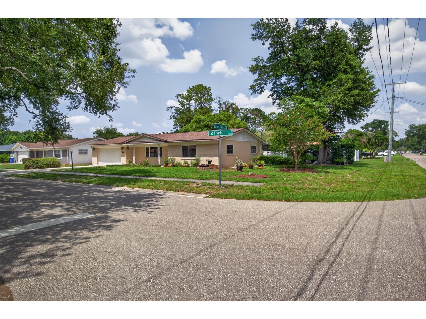 12501 Saint Charlotte Drive Tampa FL 33618 TB8527934 image57