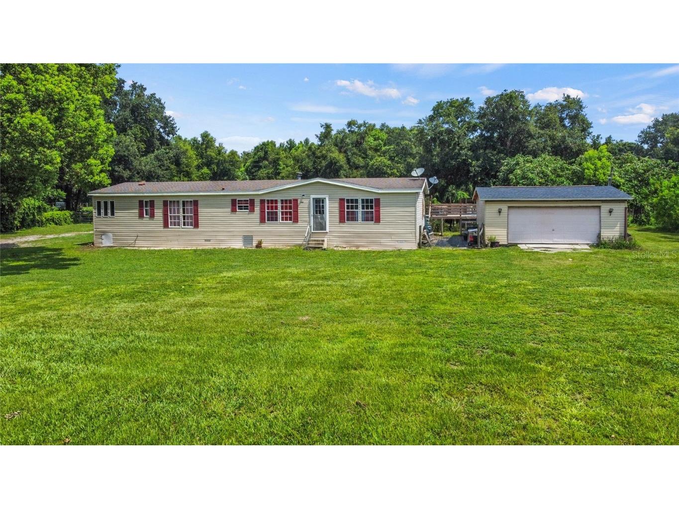 12501 SE Highway 42 Weirsdale FL 32195 G5070876 image1