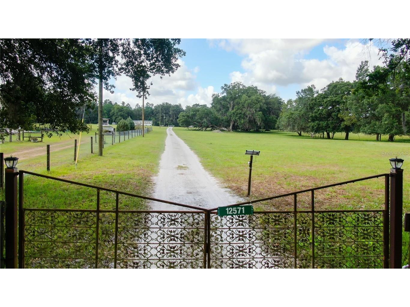 12505 Marion Lane San Antonio FL 33576 T3401303 image1