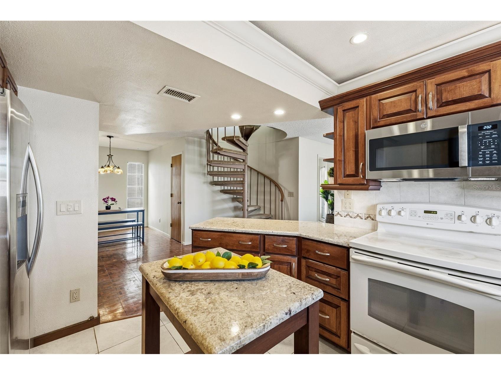 12505 Sunshine Lane Treasure Island FL 33706 - JOHN'S PASS - GULF OF MEXICO TB8494465 image9