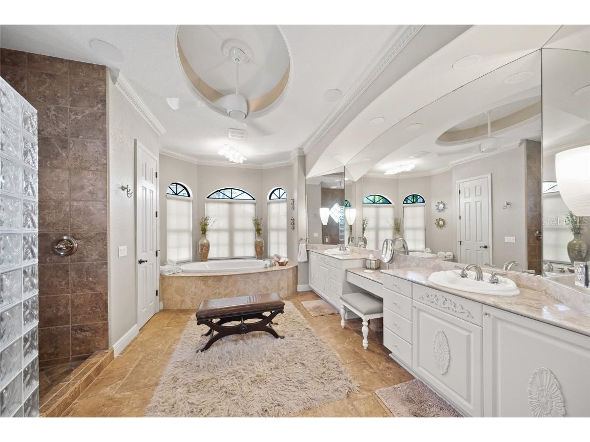 12509 Safe Harbour Drive Cortez FL 34215 A4665036 image25