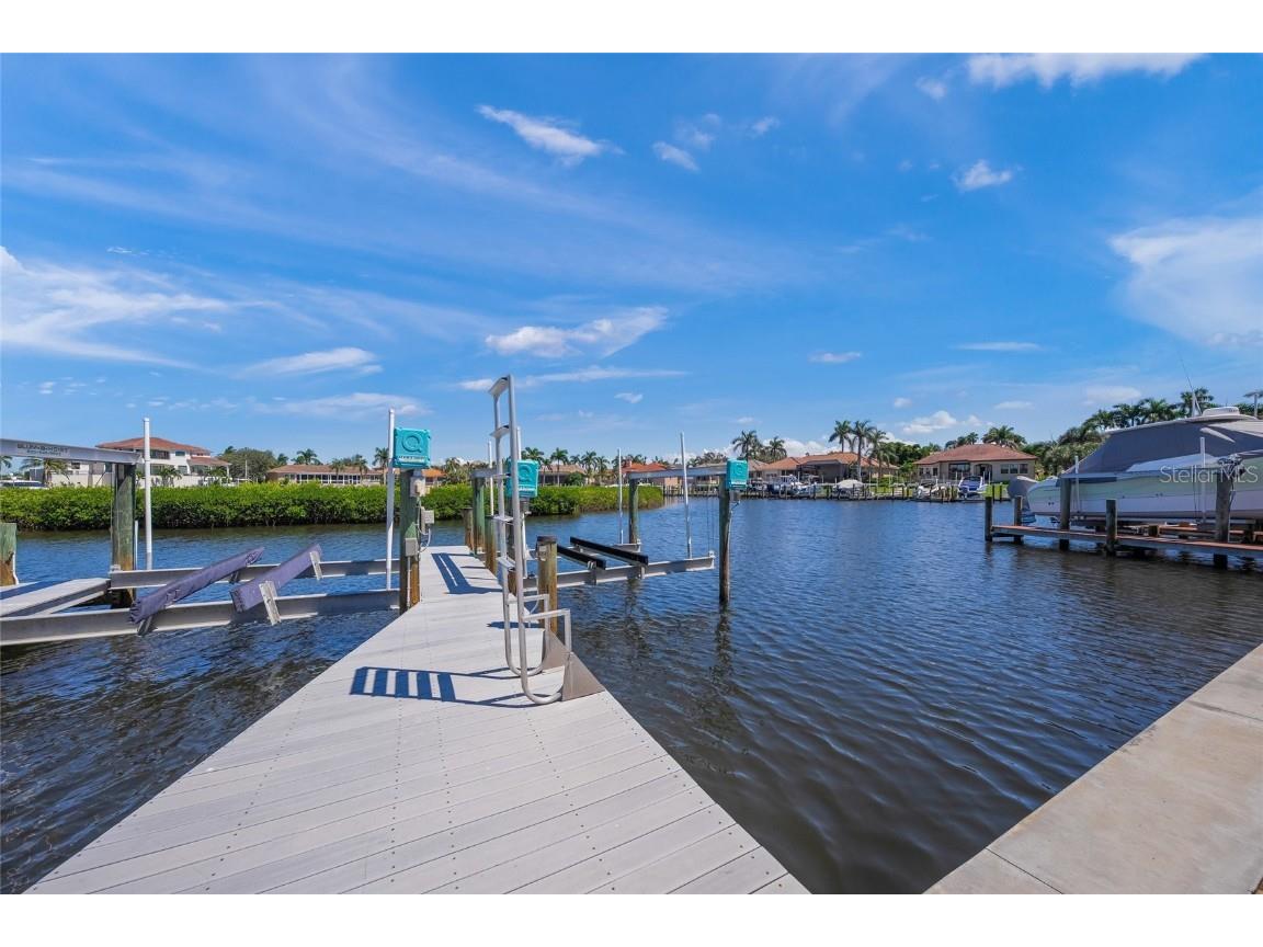 12509 Safe Harbour Drive Cortez FL 34215 A4665036 image52