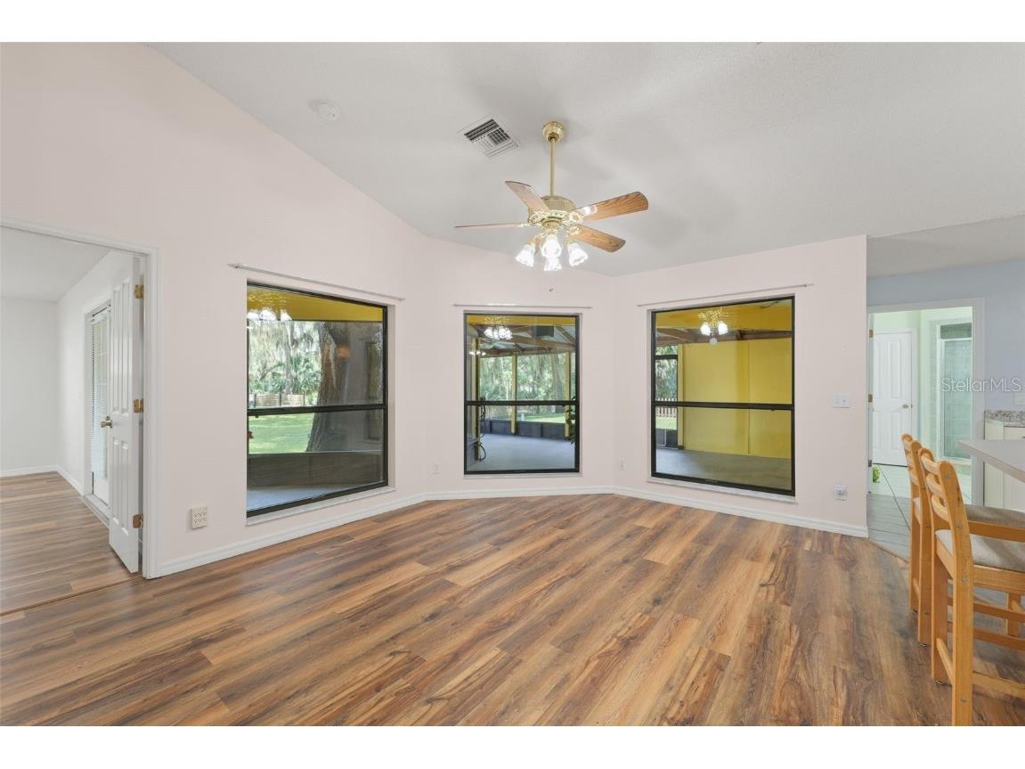 1251 Cr 436 Lake Panasoffkee FL 33538 - LAKE PANASOFFKEE FC311543 image12