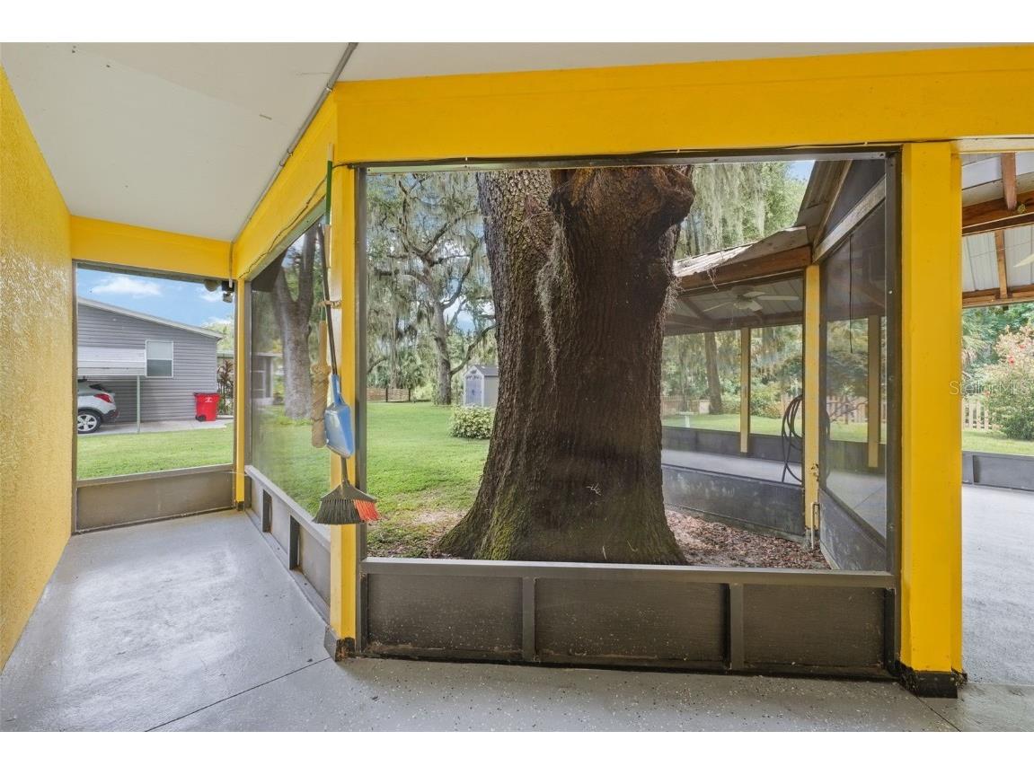 1251 Cr 436 Lake Panasoffkee FL 33538 - LAKE PANASOFFKEE FC311543 image28