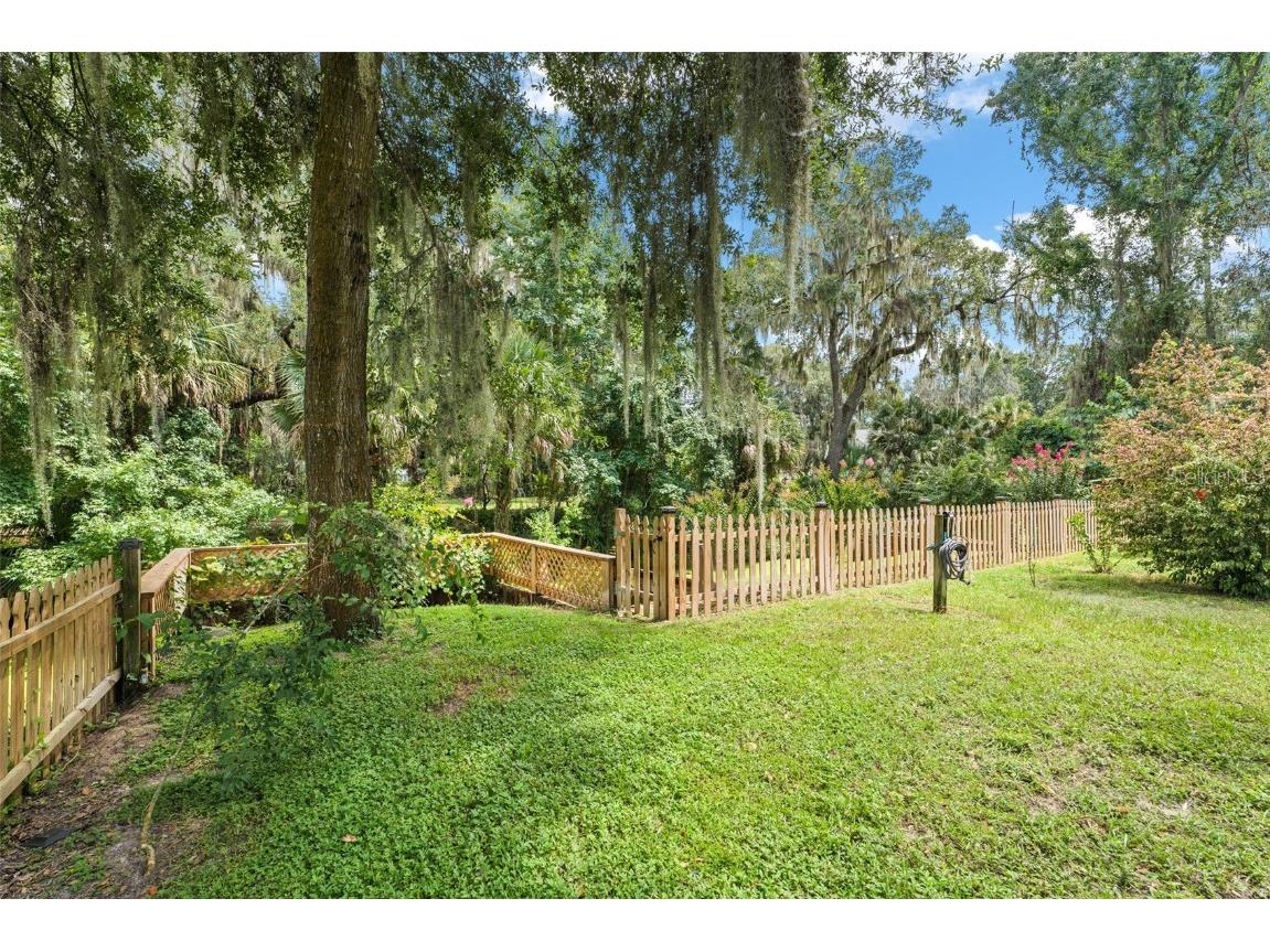 1251 Cr 436 Lake Panasoffkee FL 33538 - LAKE PANASOFFKEE FC311543 image36