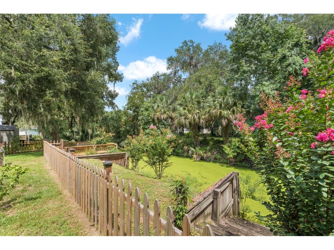 1251 Cr 436 Lake Panasoffkee FL 33538 - LAKE PANASOFFKEE FC311543 image37
