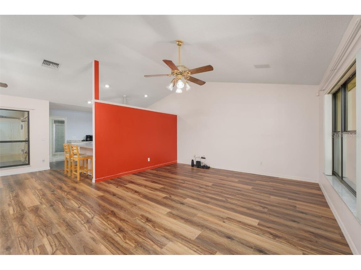 1251 Cr 436 Lake Panasoffkee FL 33538 - LAKE PANASOFFKEE FC311543 image9