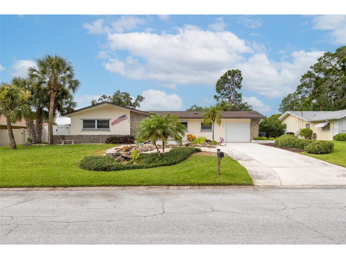 1251 Fairway Dr Dunedin FL 34698 TB8399499 image1