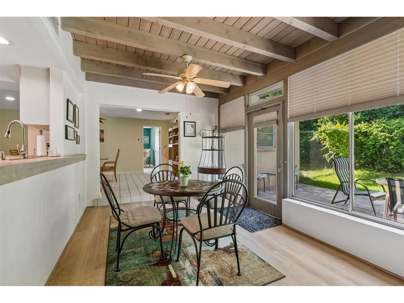 1251 Holiday Drive Tarpon Springs FL 34689 TB8511051 image17