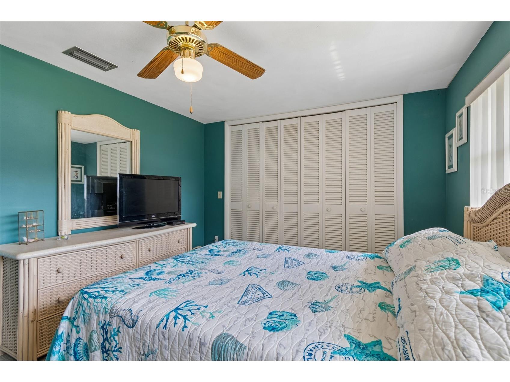 1251 Holiday Drive Tarpon Springs FL 34689 TB8511051 image27