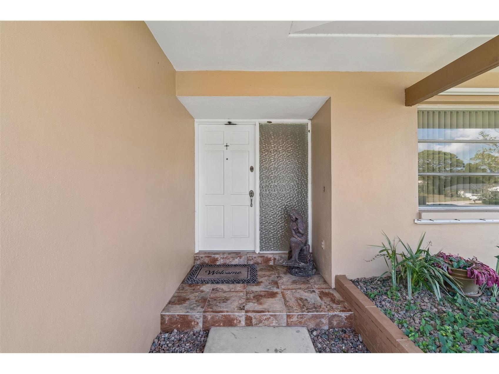 1251 Holiday Drive Tarpon Springs FL 34689 TB8511051 image3
