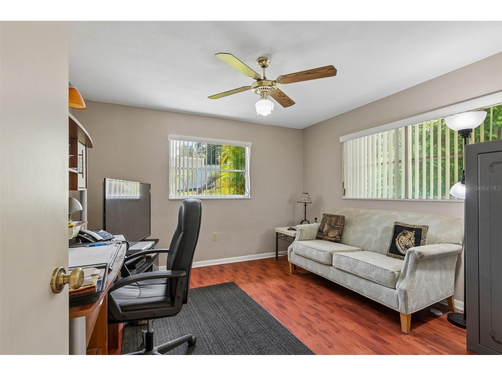 1251 Holiday Drive Tarpon Springs FL 34689 TB8511051 image32
