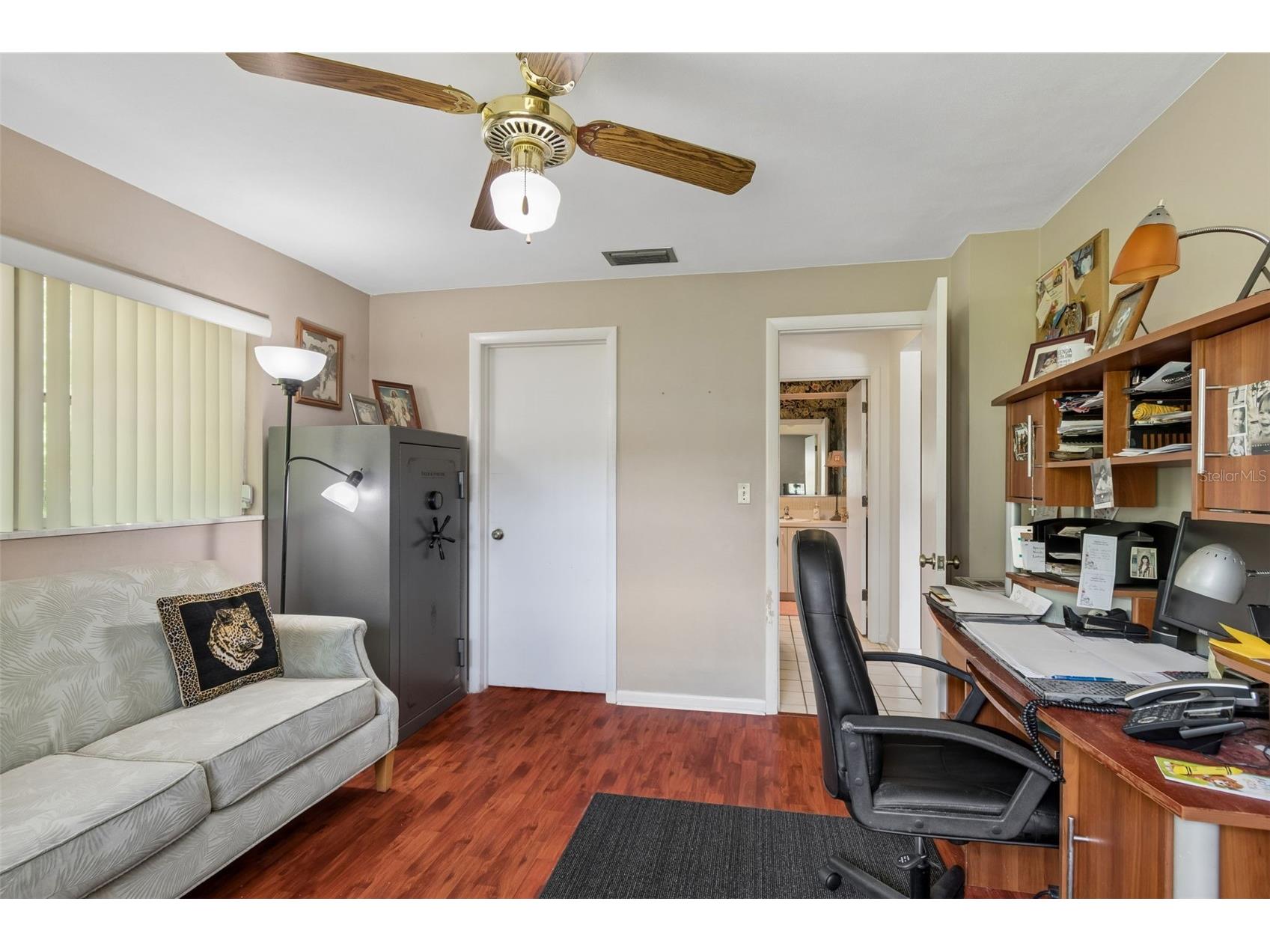 1251 Holiday Drive Tarpon Springs FL 34689 TB8511051 image34