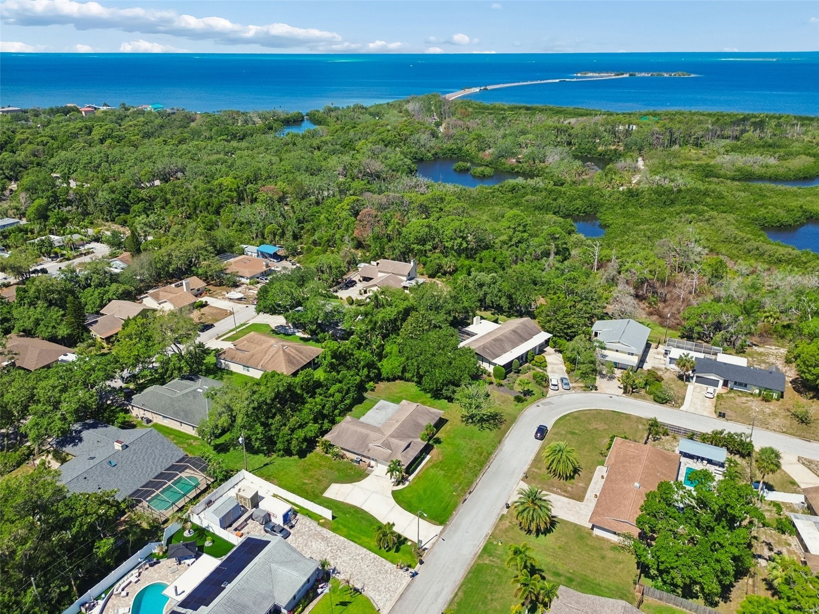 1251 Holiday Drive Tarpon Springs FL 34689 TB8511051 image45