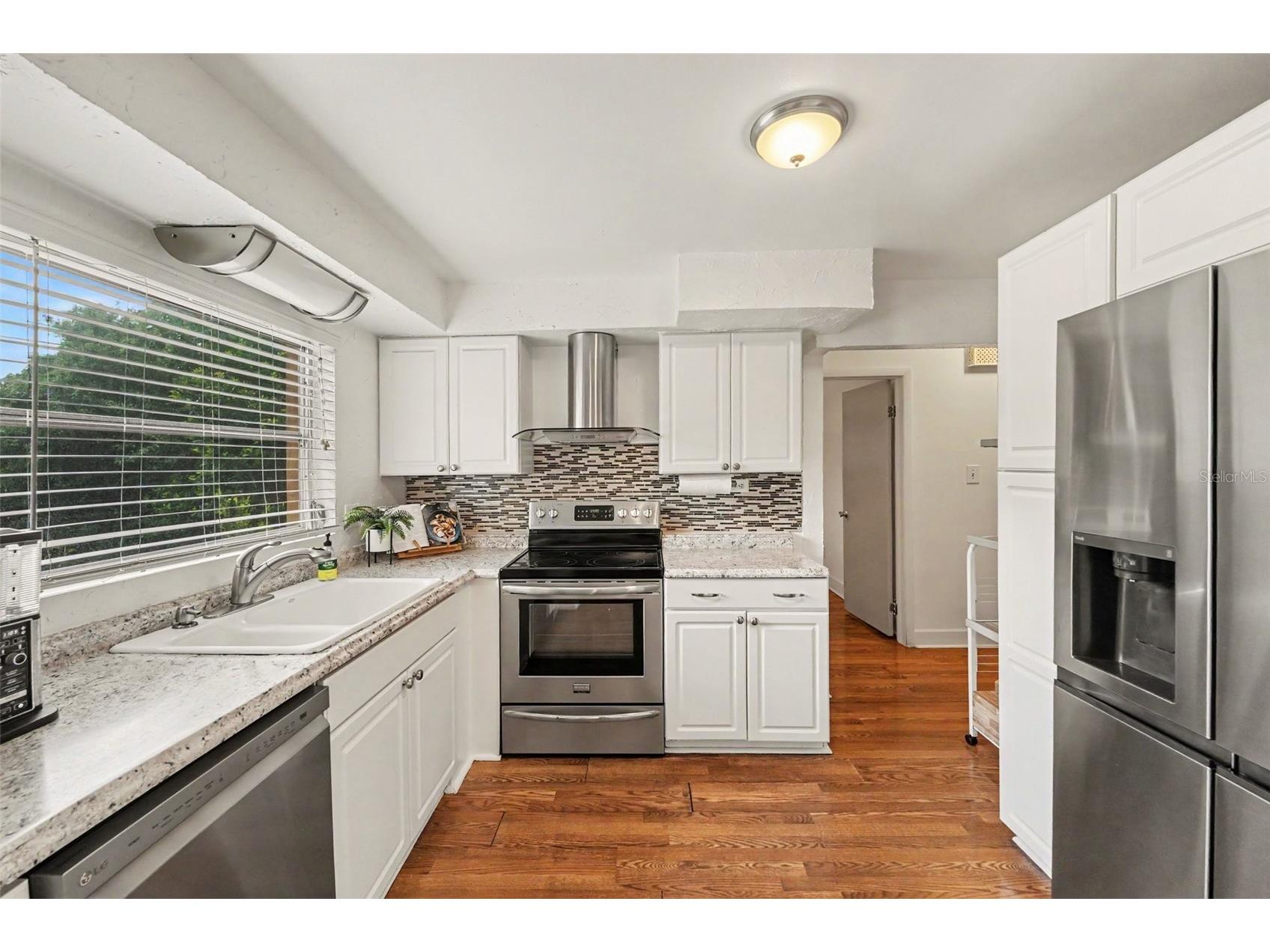 1251 Oakview Avenue Clearwater FL 33756 TB8513145 image9