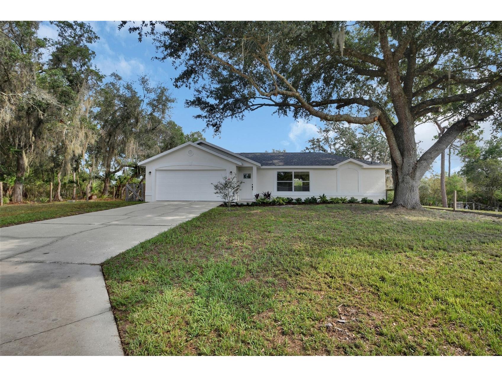 1251 Seminole Drive De Leon Springs FL 32130 V4949968 image1
