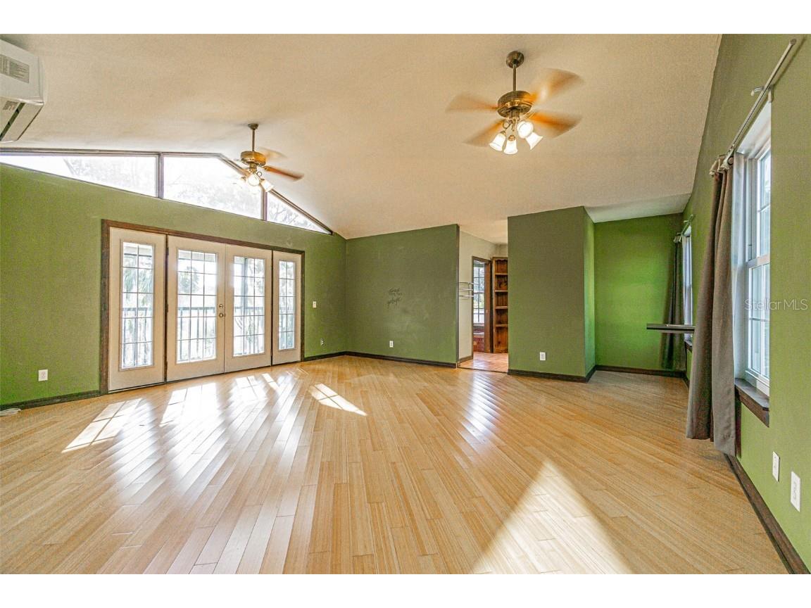 12510 Forest Hills Drive Tampa FL 33612 - Pine Lake TB8449618 image15