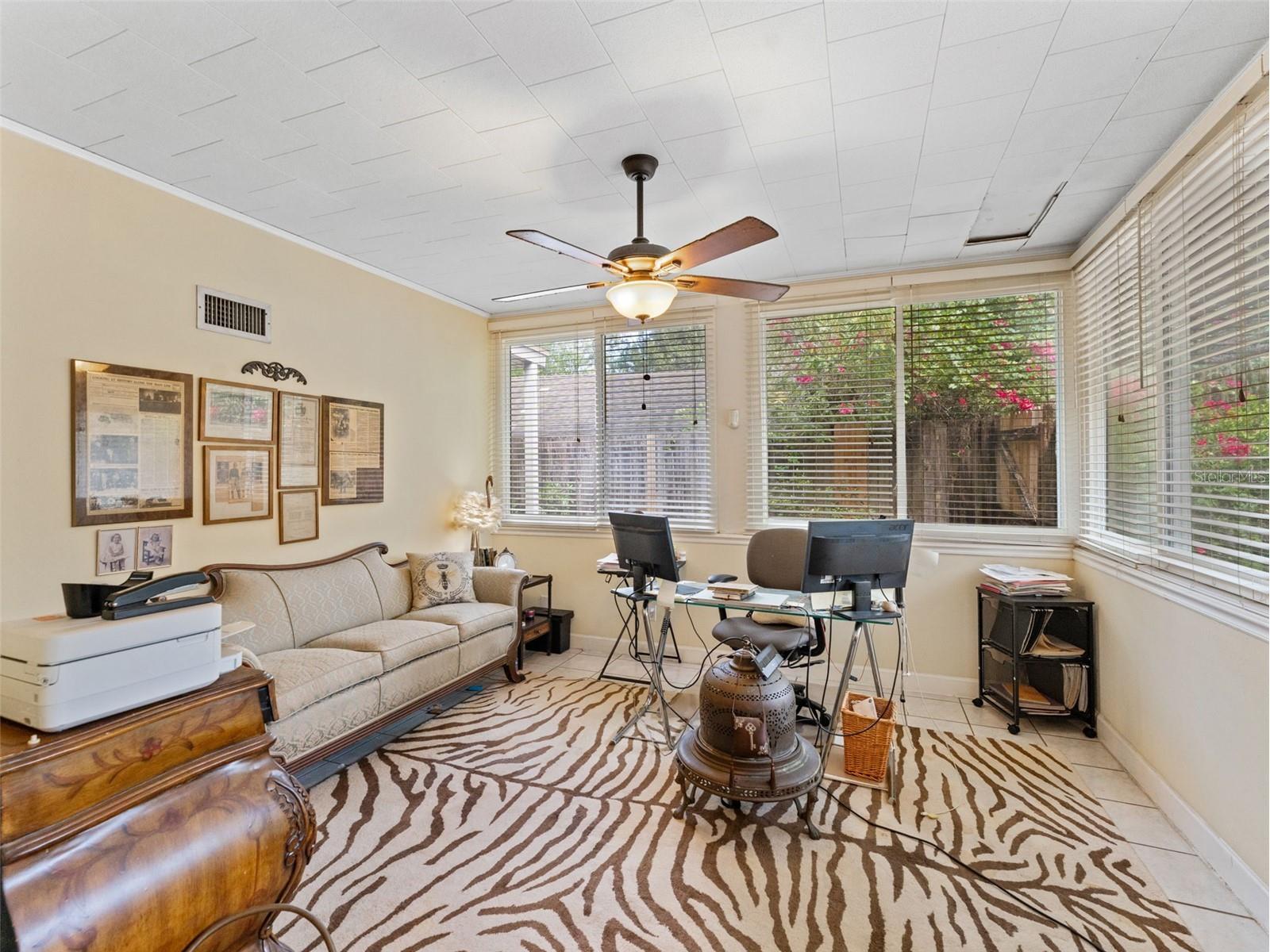 12510 Noreast Lake Drive Tampa FL 33612 TB8498276 image12