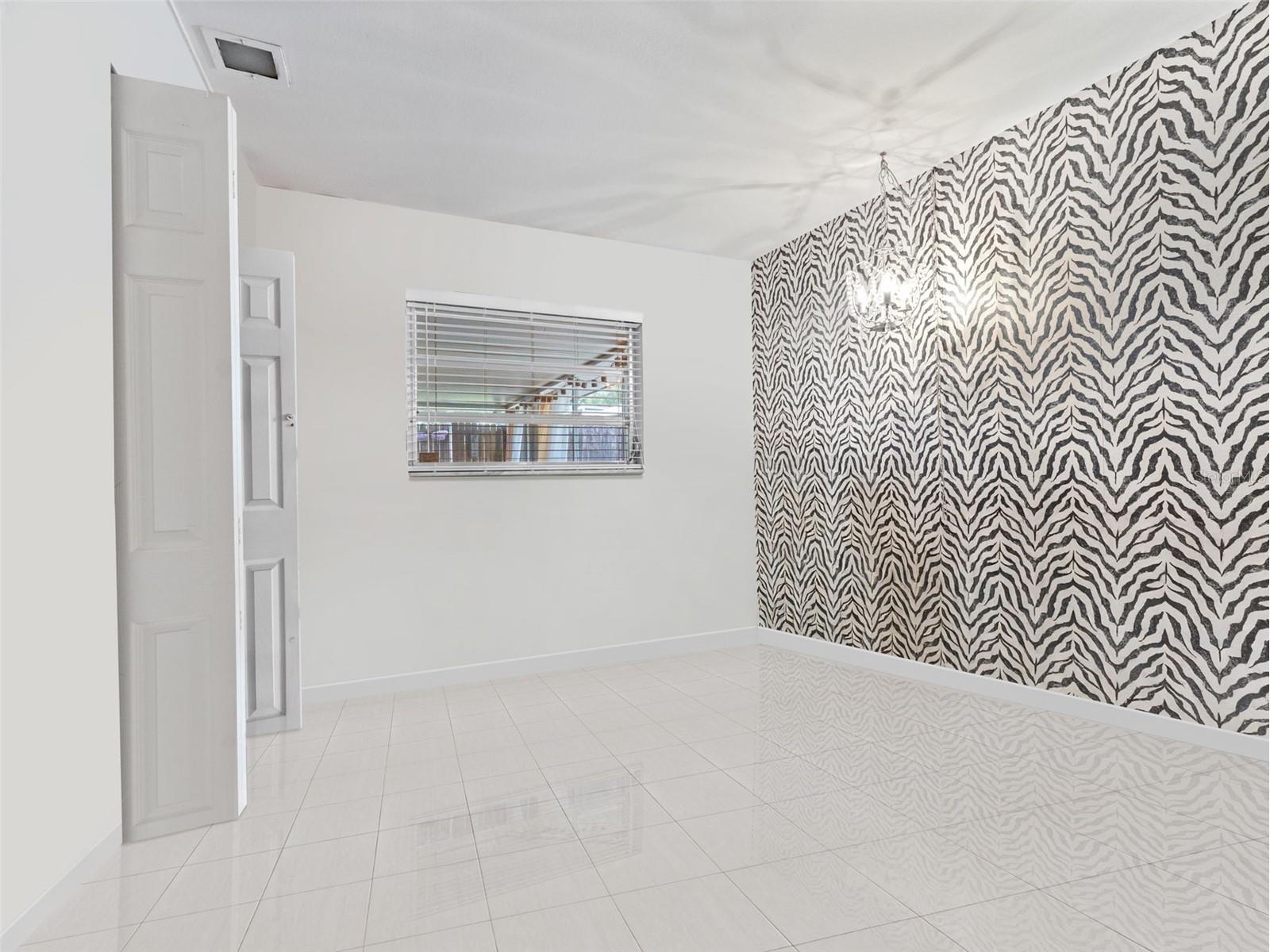 12510 Noreast Lake Drive Tampa FL 33612 TB8498276 image13