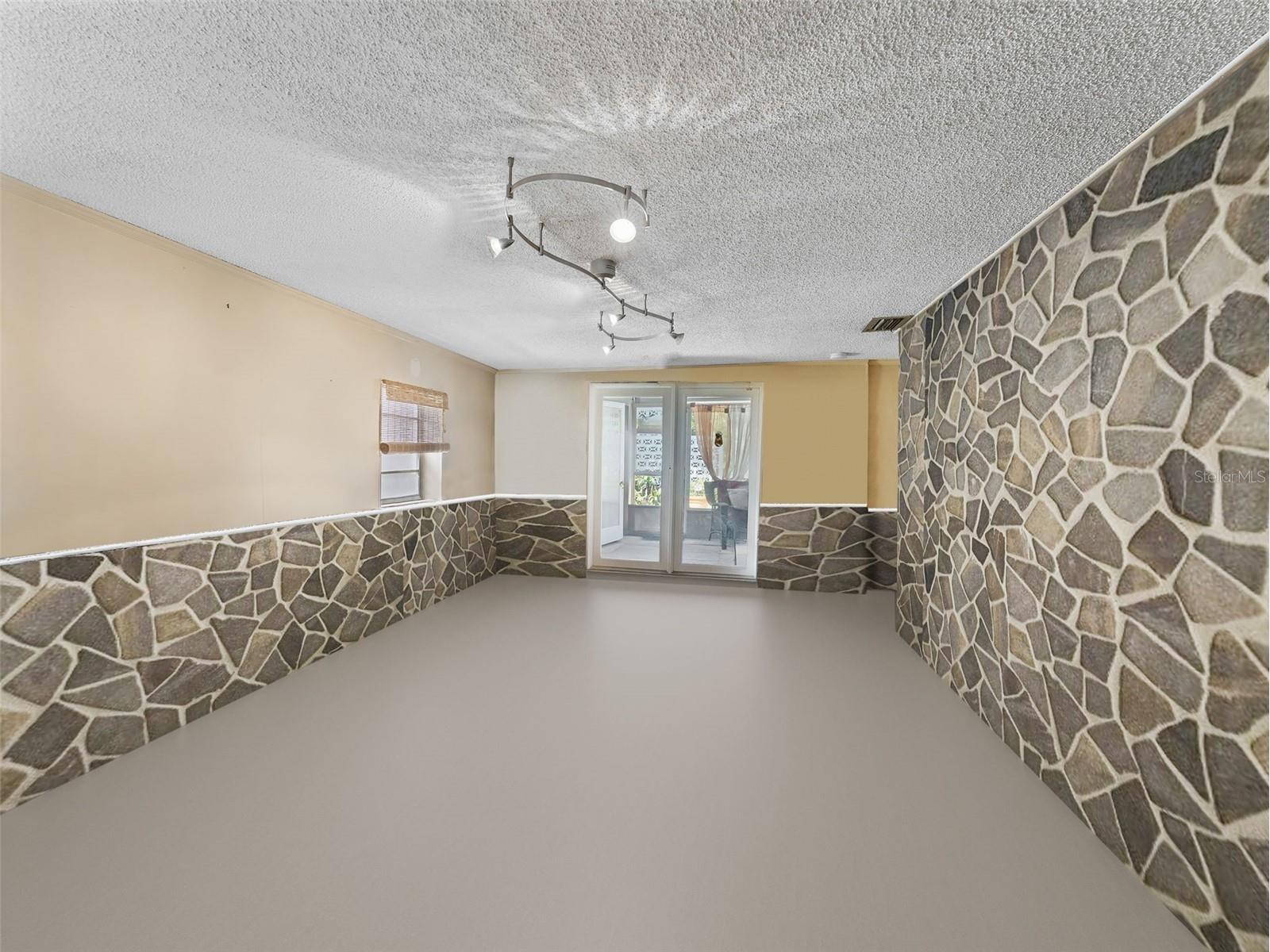 12510 Noreast Lake Drive Tampa FL 33612 TB8498276 image17