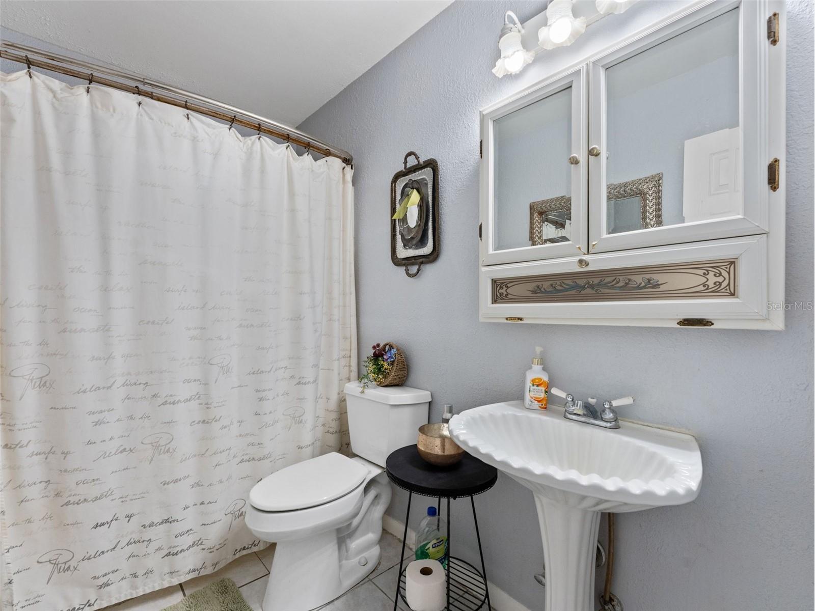 12510 Noreast Lake Drive Tampa FL 33612 TB8498276 image18