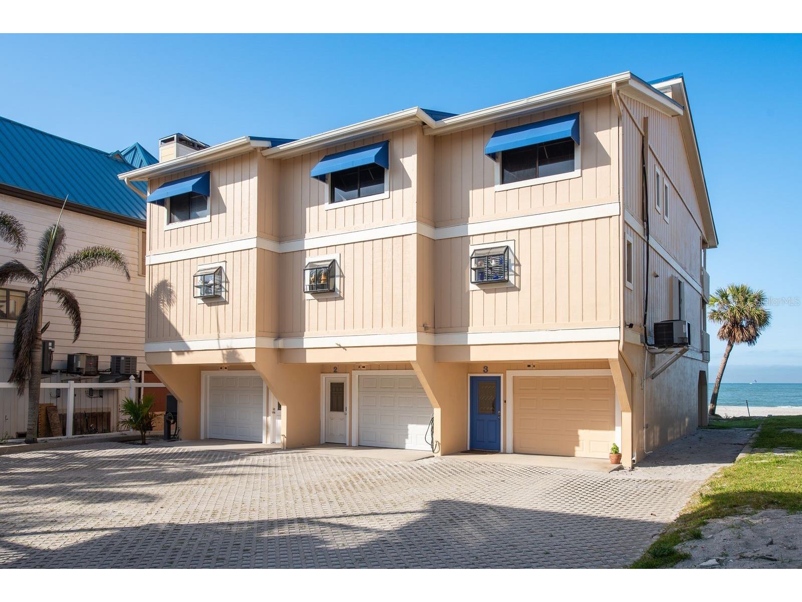 12512 1st Street W #2 Saint Pete Beach FL 33706 TB8365649 image1