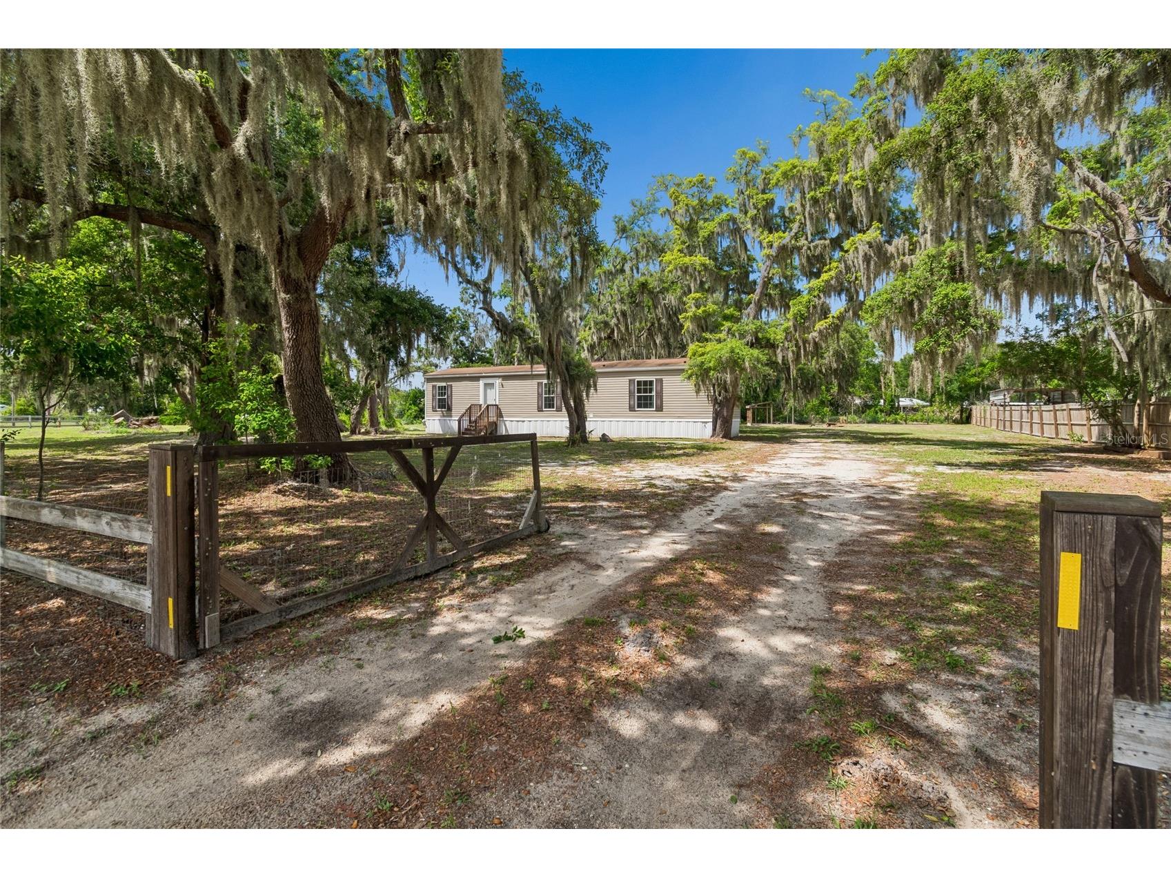 12512 Spottswood Dr Riverview FL 33579 TB8512720 image3
