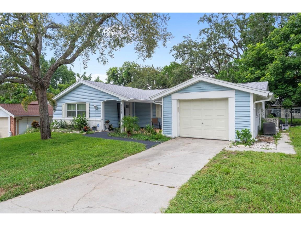 12514 Coffee Hill Row Hudson FL 34667 W7877579 image3