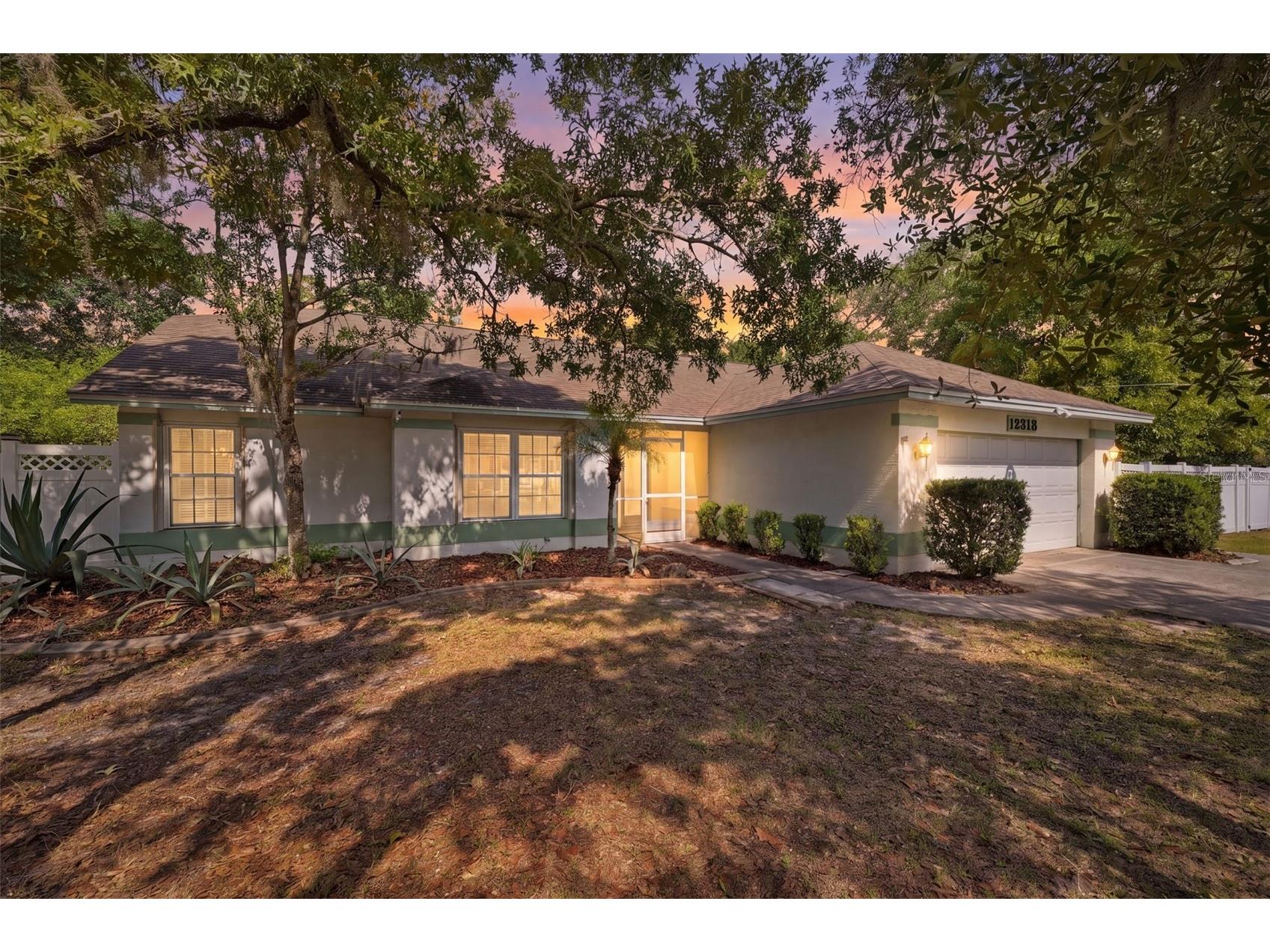 12515 Canton Avenue Hudson FL 34669 W7885641 image1