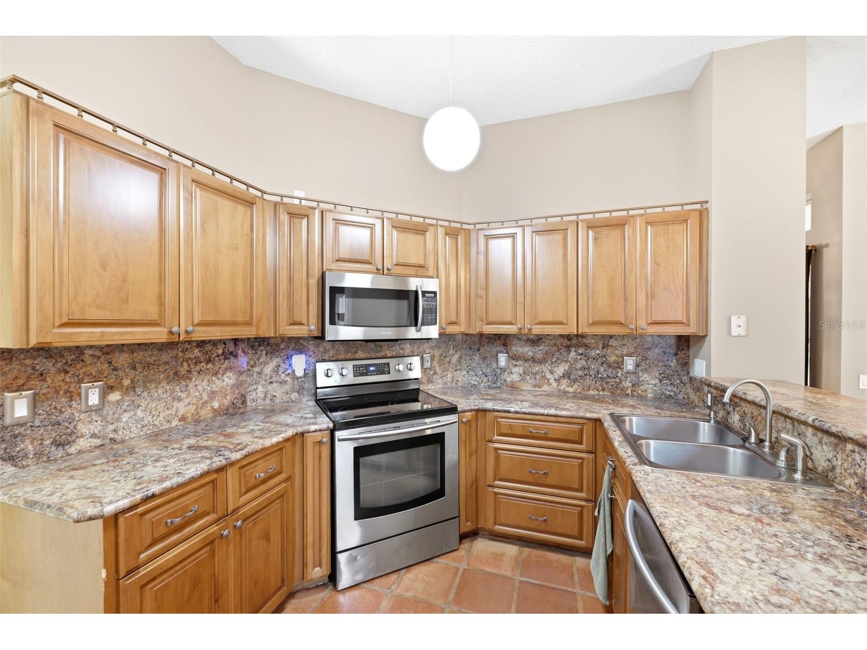 12515 Canton Avenue Hudson FL 34669 W7885641 image10