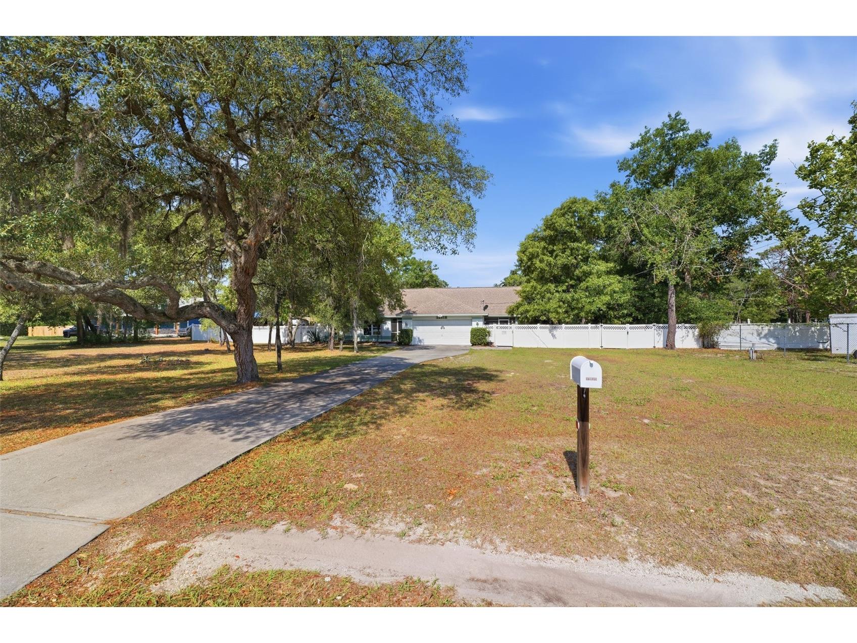 12515 Canton Avenue Hudson FL 34669 W7885641 image2