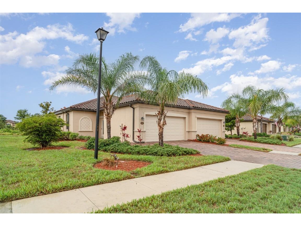 12515 Garibaldi Lane Venice FL 34293 A4654684 image1