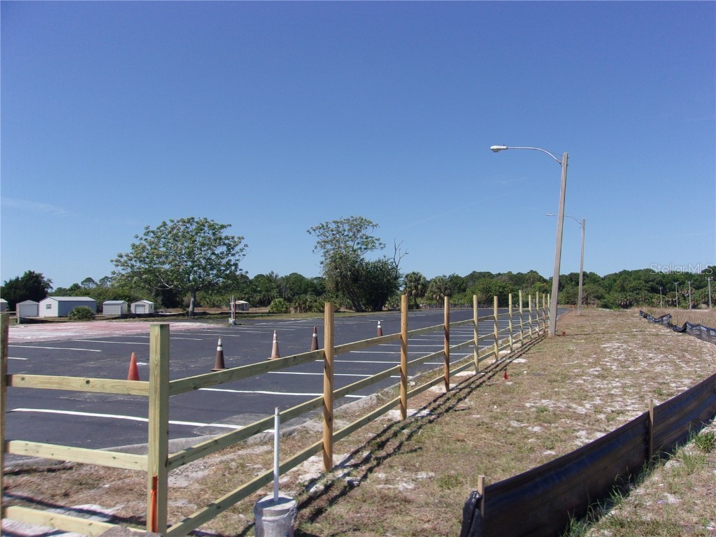 12515 Us Highway 19 Hudson FL 34667 - Bear Creek W7855776 image3