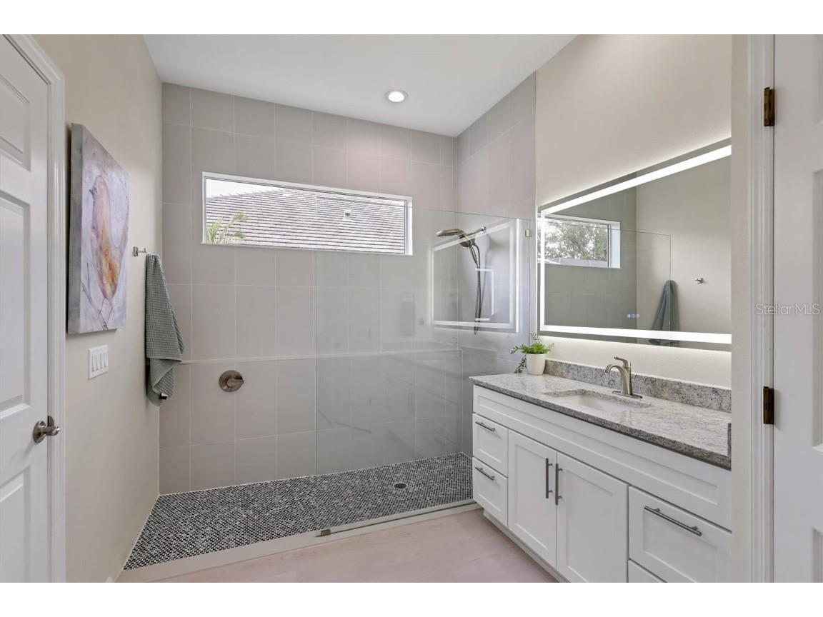 12516 Thornhill Court Lakewood Ranch FL 34202 A4671612 image27