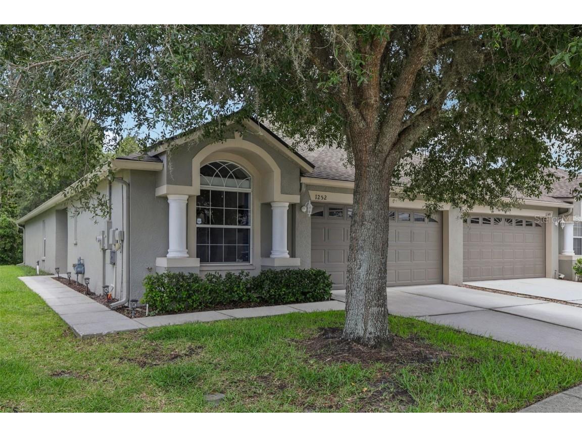 1252 Bensbrooke Drive Wesley Chapel FL 33543 T3545087 image1