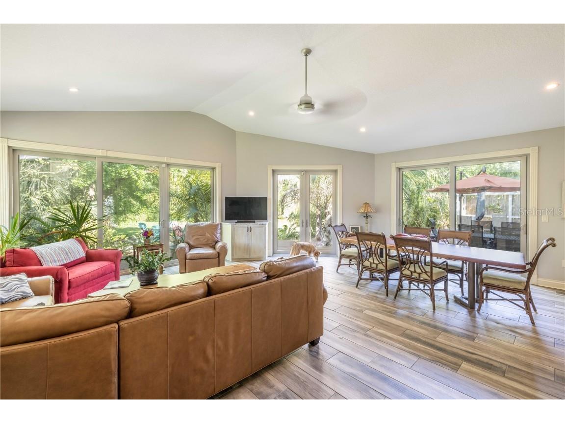 1252 E Lake Drive Tarpon Springs FL 34688 TB8431734 image16