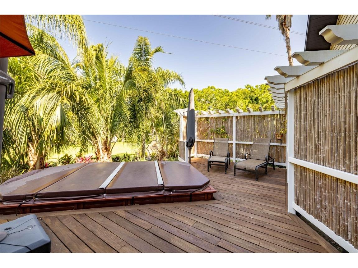 1252 E Lake Drive Tarpon Springs FL 34688 TB8431734 image33