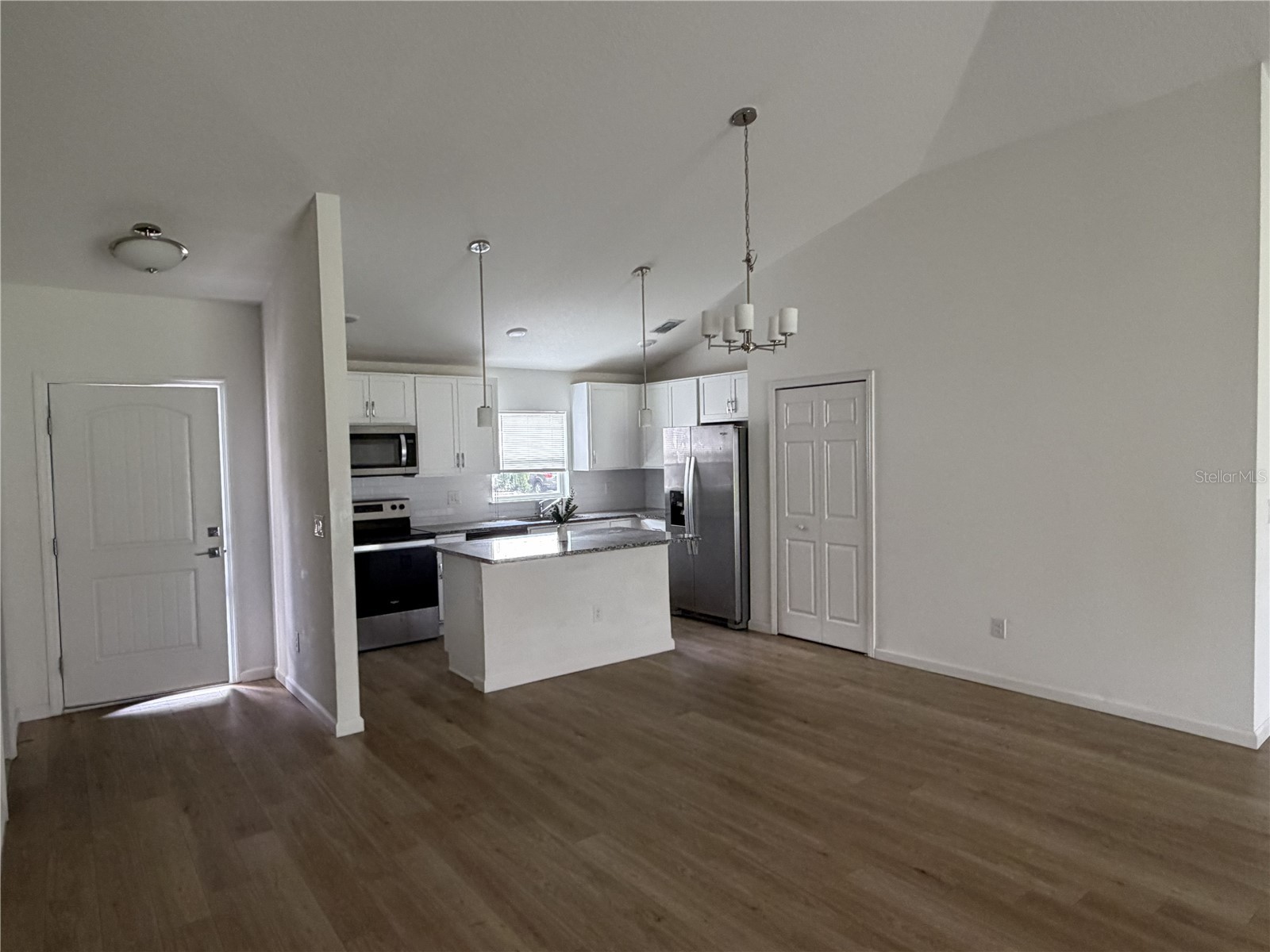 1252 Glencove Avenue NW Palm Bay FL 32907 O6396468 image2