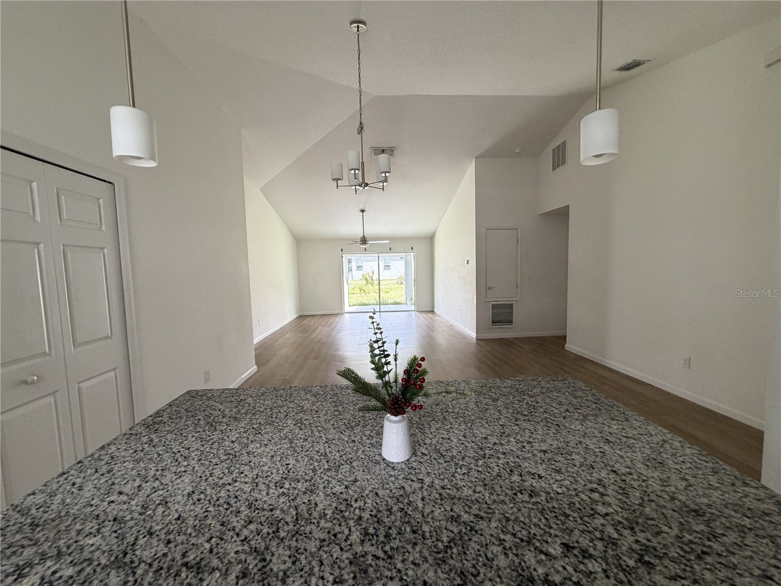 1252 Glencove Avenue NW Palm Bay FL 32907 O6396468 image7