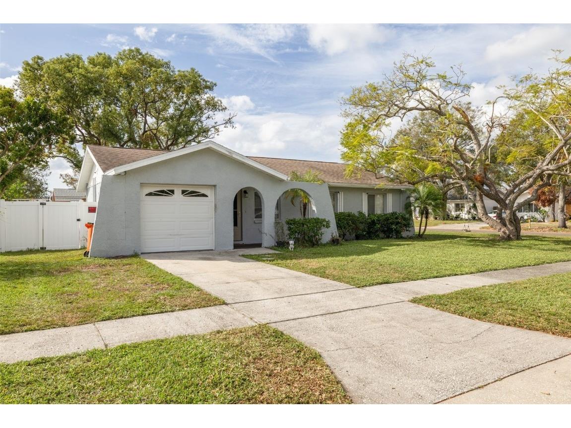 12520 Cumberland Drive Largo FL 33773 TB8318022 image1