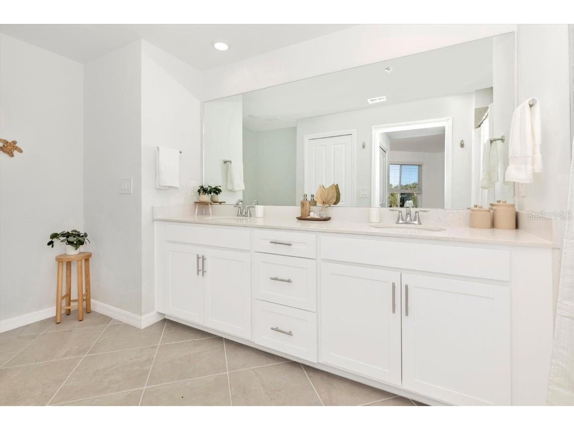 12520 Galapagos Court #101 Venice FL 34293 N6135757 image31